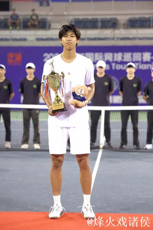 香港赛穆勒三盘逆转锦织圭 摘职业生涯单打首冠 香港赛穆勒三盘逆转锦织圭 摘职业生涯单打首冠