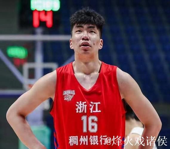 余嘉豪17+12吴前15分 浙江大胜上海3-2进四强 余嘉豪17+12吴前15分 浙江大胜上海3-2进四强
